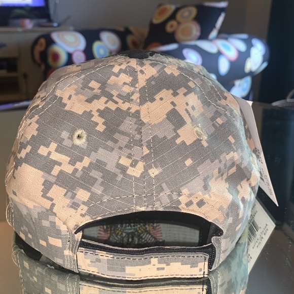 United States Marine Corps “Never Accept Defeat” NWT One Size - Picture 2 of 4